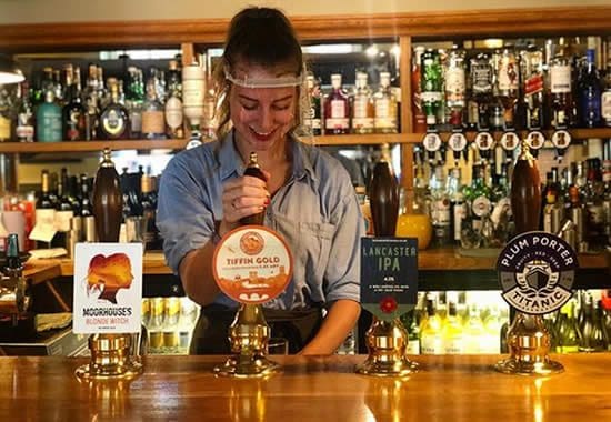 Pubs and Restaurants: Equipping Your Staff For Re-Opening | Reusable Visors